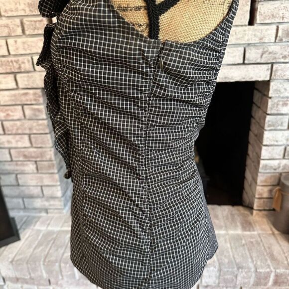 Express Y2K Ruffle Front Structured Plaid Blouse‎ Size Small Black & White - Picture 4 of 12